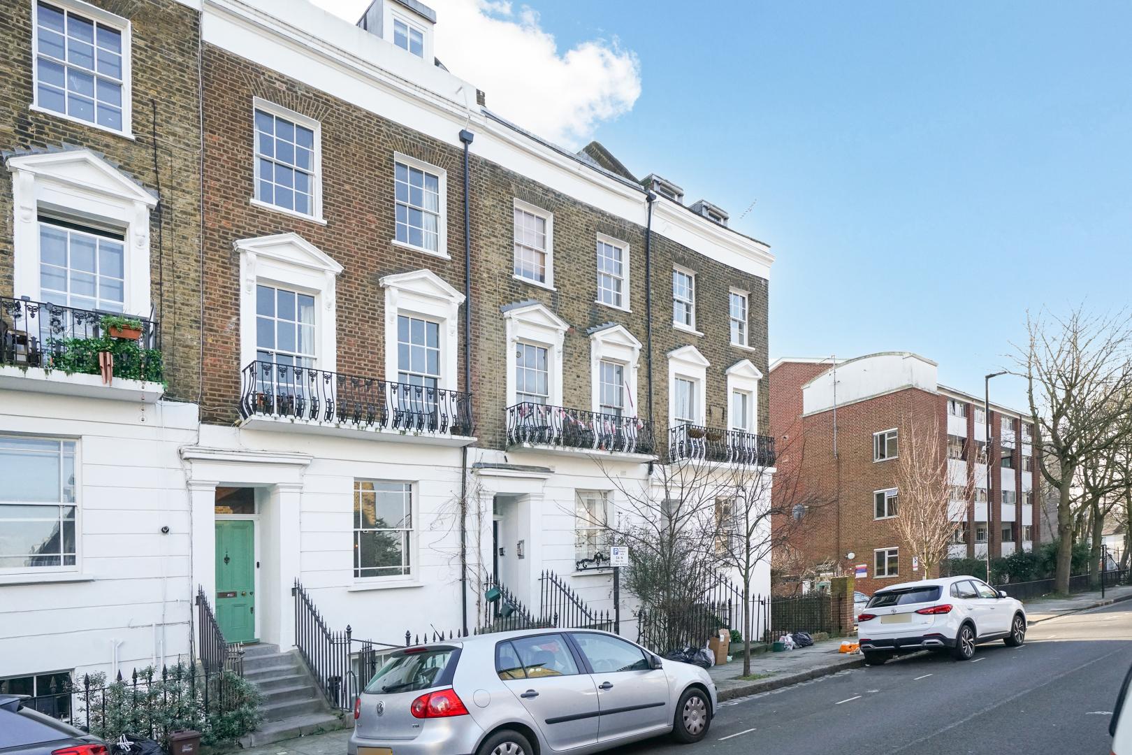 Lovely two bed set within a period house in Camden Square  Stratford Villas, Camden 